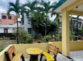 Bắp Bơ Homestay