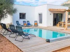 Villa Bruna, 8 pers, piscine, 15 minutes plage en voiture