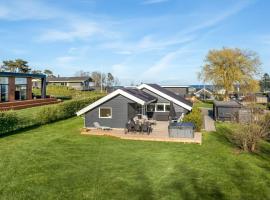 Holiday Home Joannes - 200m from the sea by Interhome, hotel u gradu Børkop