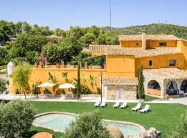 Acogedora Casa En Olerdola Con Piscina Privada, Que Puede Ser Interior O Exterior