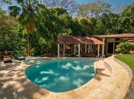 Casa Jungla Getaway 3B 3BA in Xanadu