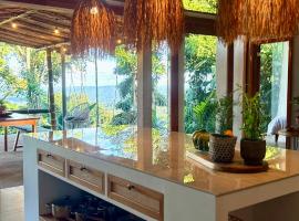 Wild Wasi - Private Jungle Villa, hotel em Puyo