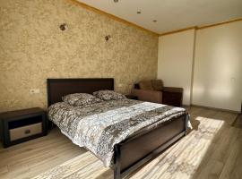 вул Роксолани , 16 центр 300 м до бювету, hotel em Truskavets