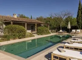 Private Istrian Villa Cipresso with Pool & Garden , Peaceful Countryside Retreat
