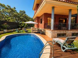 Family House experience Lux Salou, hotel a Salou