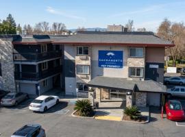 Sacramento Inn & Suites Cal Expo I-80, hotel em Sacramento