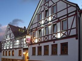 Hotel Krone, khách sạn có chỗ đậu xe ở Tauberrettersheim