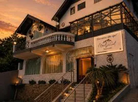 Villa Montserrat