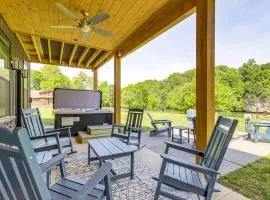 Amazing Outdoor Space! Home on French Broad River