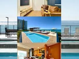Aptos Pé na Areia Condomínio Resort Completo com Piscina Sala de Jogos, Brinquedoteca, Playground e Portaria 24H 2 Quartos com Ar-Condicionado, Churrasqueira Privativa Reserve Agora e Viva essa Experiência