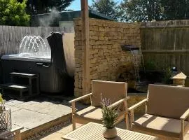 Entire Cotswolds barn retreat