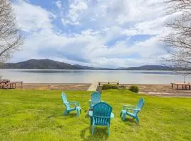 Stunning Sandpoint Lakefront Home: Hot Tub + Dock