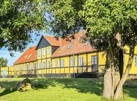 Luxurious Home In Gudhjem With Wifi
