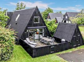 Awesome Home In Farsø With Wifi, hotel a Farsø