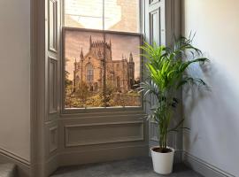 Amorist Hotel, hotel in Dunfermline