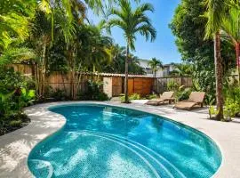 Villa Louise 4BR Modern Villa - Few Steps from the Beach