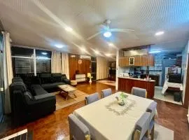 Urban Hideout with Sea View