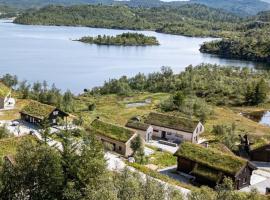 Vakre Arkitektoniske Linjer Nede Ved Vågslidvatnet, hotel en Vågsli