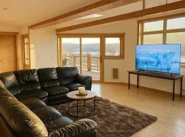 Lakeview Retreat Wildlife & Serenity