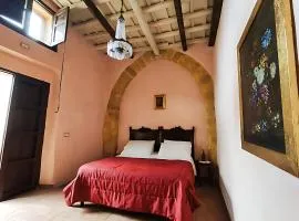 Roccamelia Historic Houses