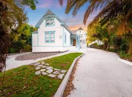 20% Off May Amazing Reviews Walk 2 Beach Shops