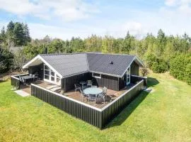 6 person holiday home in Nørre Nebel
