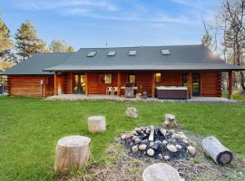 Custom Cabin - Hot Tub Near McCall & Brundage, Hotel in McCall