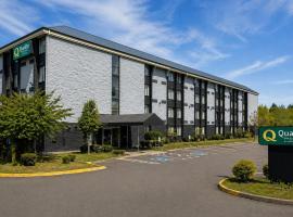 Quality Inn & Suites Everett, מלון באוורט
