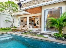 Private Pool Villa Arsy w Rooftop By Orivista
