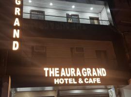The Aura Grand Hotel and Cafe, hotel i Patna