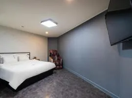 AU Hotel