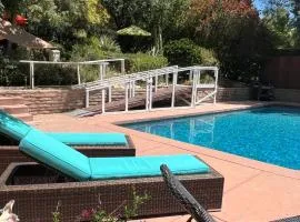 Villa La Reforma - Newly Designed 4BR HOUSE & POOL in Los Angeles by Topanga