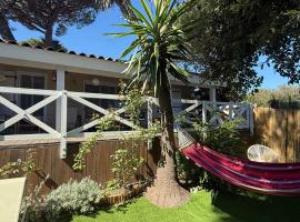 Stone & bamboo, hotel din Gassin