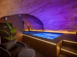 Spa privé XXL dans cave Voûtée - Suite Luxe Romantique