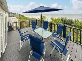 6 Berth Luxury Caravan With Full Sea Views At Azure Seas In Suffolk Ref 32069Az