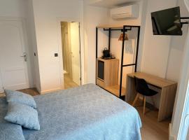 Hostal Juan Carlos, hotel a Carboneras