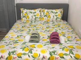 Lemon Luxury Studio, хотел в Ксанти