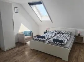 Dömper Döme Apartman