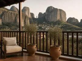 Hotel Doupiani House