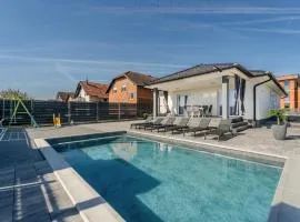 Beautiful Home In Zagreb