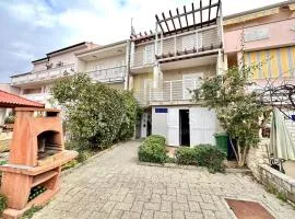 Apartments with parking space Novalja, Pag - 25685