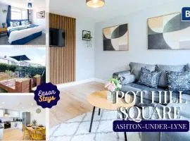 Spacious 3 Bedroom House in Ashton-under-Lyne by Eason Stays with Free Parking and Courtyard View