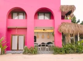 BIG WAVES BOUTIQUE HOTEL SIARGAO