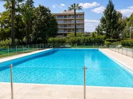 Vue mer sublime - Piscine & activités sur place