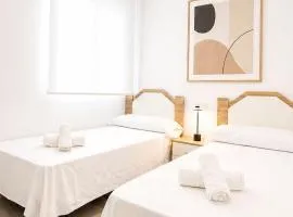 Hospedium GL Linarejos Suites Parking Gratis