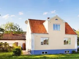3 Bedroom Stunning Home In Ystad