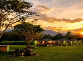 Pipeline Tropical Bungalow, hotel a Haleiwa