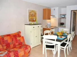 Cosy Village Retreat in Barjac