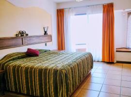 Turinjandi, hotel en Zirahuén