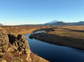 Traditional Cabins with Hekla volcano view